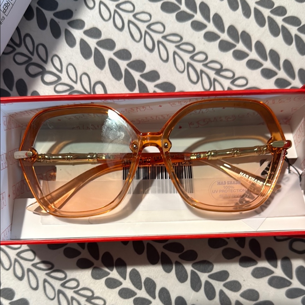 Trendy Amber Sunglasses